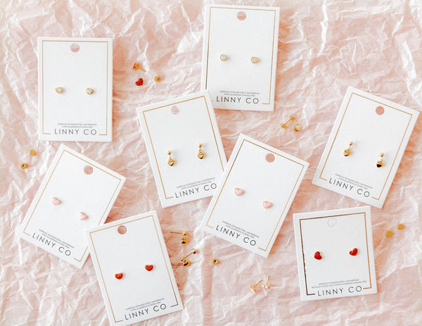 Screwback Stud Earrings - Nora Heart Red