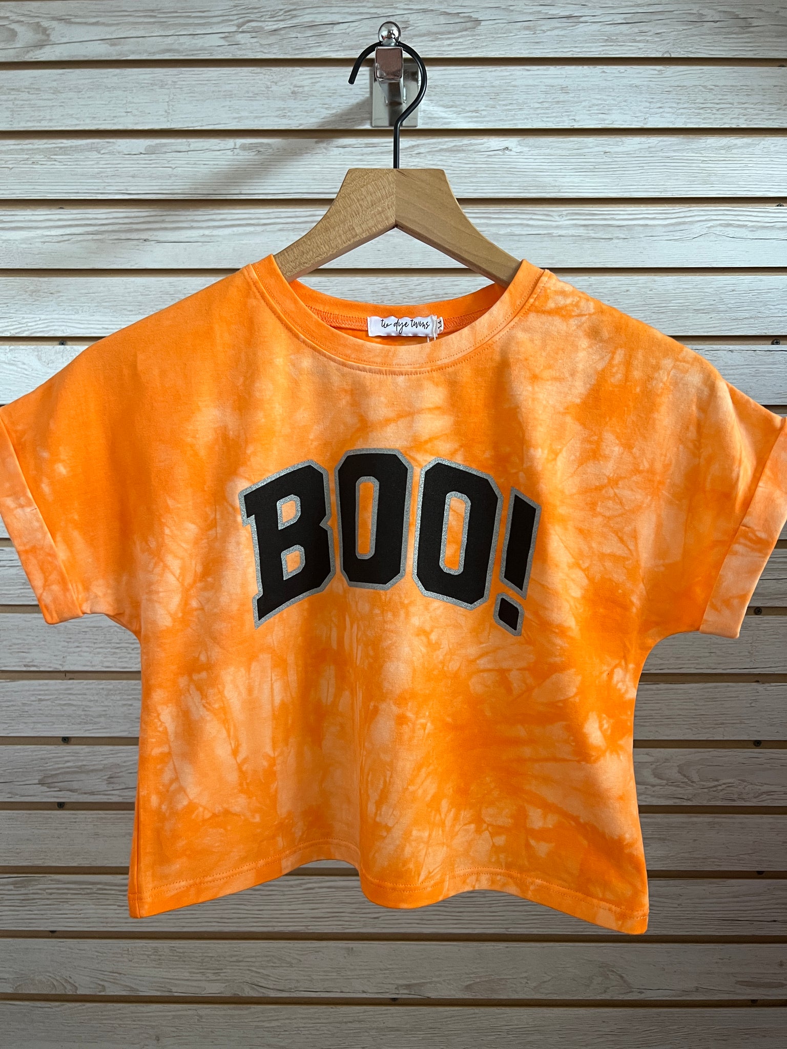 BOO! youth crop