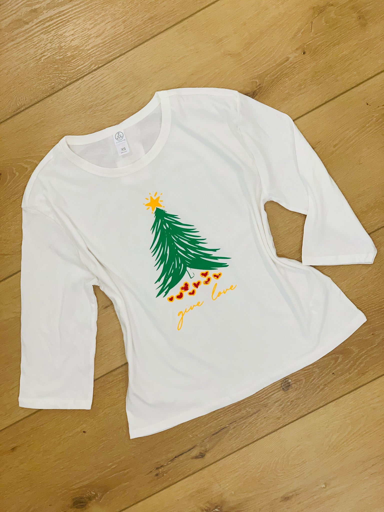 Give Love Tree 3/4 Sleeve T-shirt